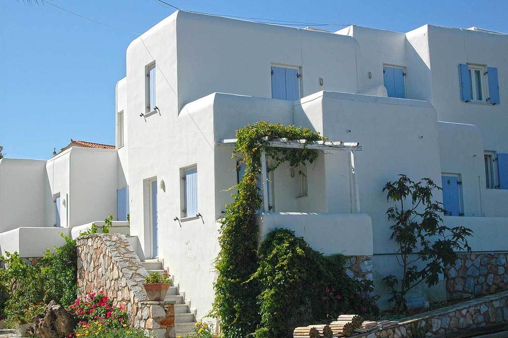 "Di Mare" Hotel & Suites Posidhonia  Exterior photo